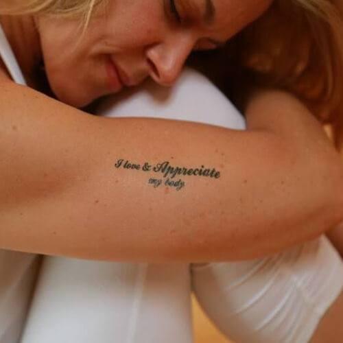 Everjoy Realistic Temporary Tattoos - 20 Individual Line Pcs, Waterproof  Inspirational Words for Adult, Women (Words) Black : Amazon.ca: Beauty &  Personal Care
